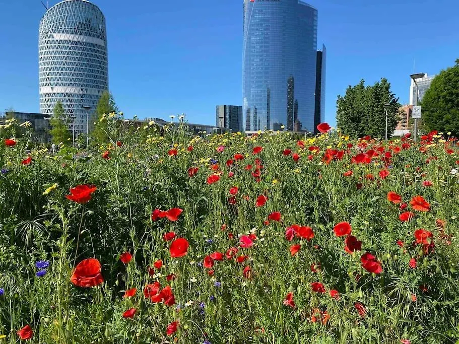 Apartamento A Due Passi Dal Bosco Verticale Milão